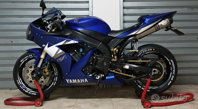 Yamaha R1 anno 2005