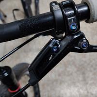 freni SRAM level ultimate rainbow carbon 