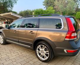 VOLVO XC70 - 2014 D5 AWD Summum