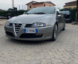 Alfa romeo GT 3.2 V6 Busso interni pelle crema