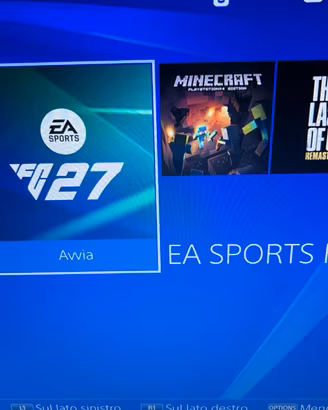 PS4/Playstation 4 Slim con giochi