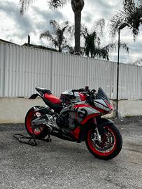 Aprilia Tuono 660