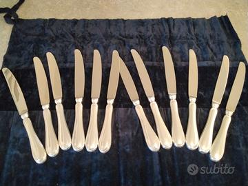 12 coltelli da tavola stile inglese in argento 800