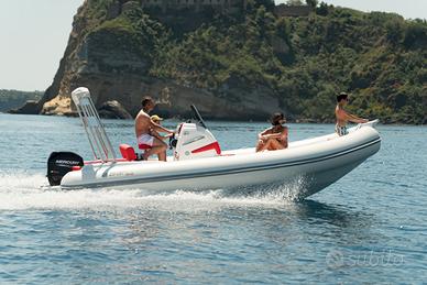 Gommone Noleggio Estate 2025