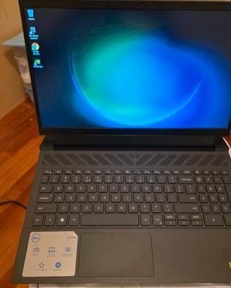 Laptop dell g15 5530