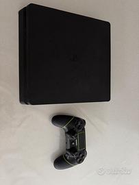 PS4 Perfetta con joy pad, telecamera e giochi