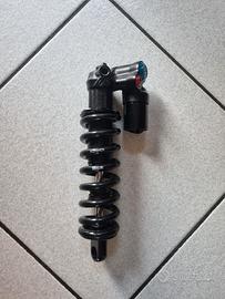 FOX DHX2 225x70 trunnion