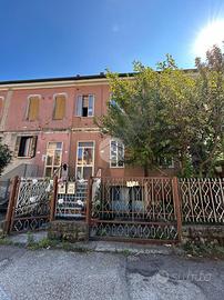 4 LOCALI A BATTAGLIA TERME