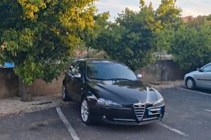 alfa romeo  147  versione black line 1.9 JTD 