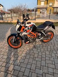KTM Duke 390 (2013)