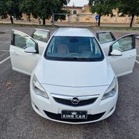 Opel Astra 1.4 Turbo 140CV Sports Tourer Cosmo