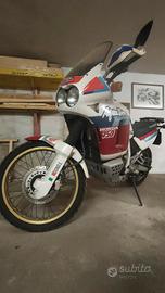Africa twin rd04 radiata