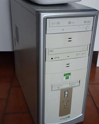 Windows 98 PC desktop seriale x2 parallela floppy