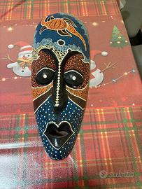 Maschera in legno