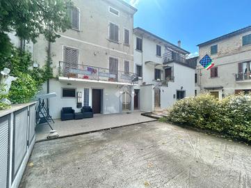 MONOLOCALE A ASSISI