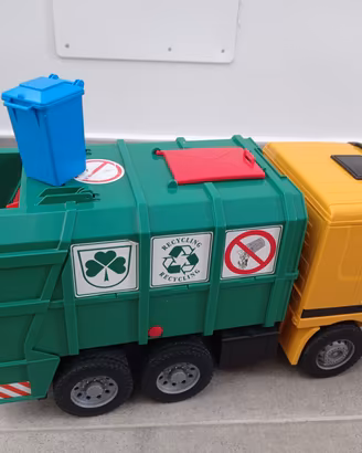 camion spazzatura bruder