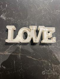Scritta love