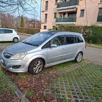 Varie  pezzi di ricambio per Opel Zafira b 