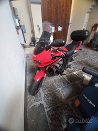 Yamaha FZS 600 Fazer