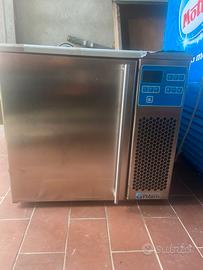 Abbattitore di temperatura professionale POLARIS