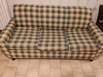 Divano letto tre posti