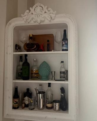 Cornice bar