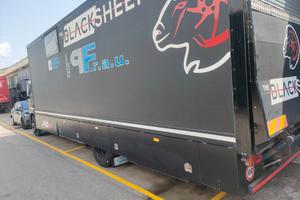 Veicolo speciale per corse