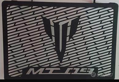 Protezione radiatore Yamaha MT09