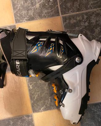 scarponi sci alpinismo