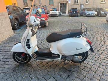 Vespa  GTI  300 ie