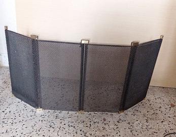 Parascintille per camino a legna , alato.