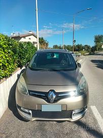 Renault Grand Scenic 3 2016 7 posti