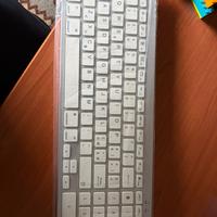 Tastiera e Mouse Wireless