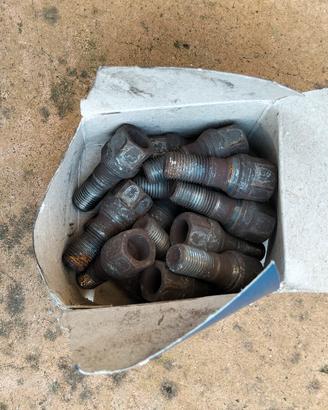 bulloni per cerchi Citroen 