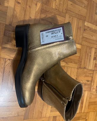 Stivaletti donna mai usate taglia nr 40