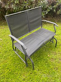 Panchina dondolo in metallo