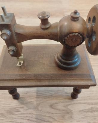 riproduzione vintage legno di macchina da cucire