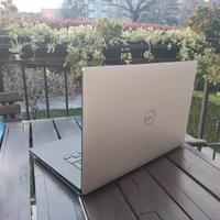 Dell XPS 15 7590 | i7-9750H | 16GB RAM | 512GB SSD
