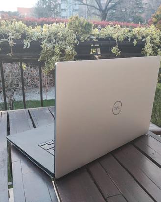 Dell XPS 15 7590 | i7-9750H | 16GB RAM | 512GB SSD