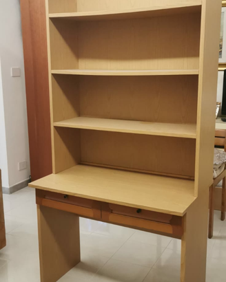 Scrivania+libreria