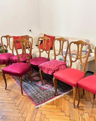 8 sedie in stile e tanti altri mobili eleganti