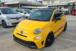 Abarth 595 1.4 Turbo T-Jet 165 CV con tetto apribi