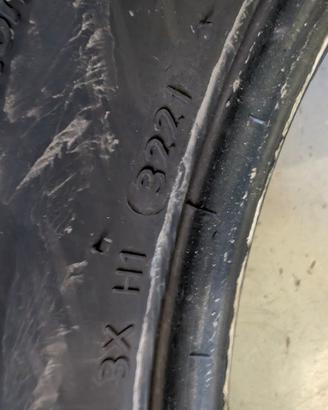 gomme invernali Hankook  235/55/18