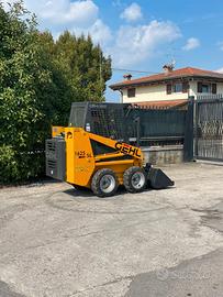 P191 - Mini Pala GEHL SL 1625