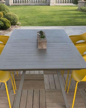 TAVOLO DA GIARDINO ALLUNGABILE - EX DISPLAY