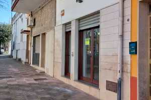 Locale uso ufficio a Grottaglie