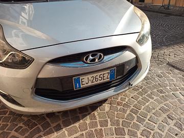 Hyundai ix20 1.4 crdi 90 cv  diesel 