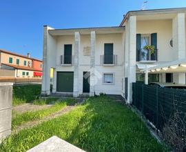 VILLA A SCHIERA A VO'