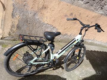 bici elettica usato solo  3 mesi