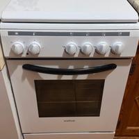 Cucina a gas 4 fuochi e forno elettrico